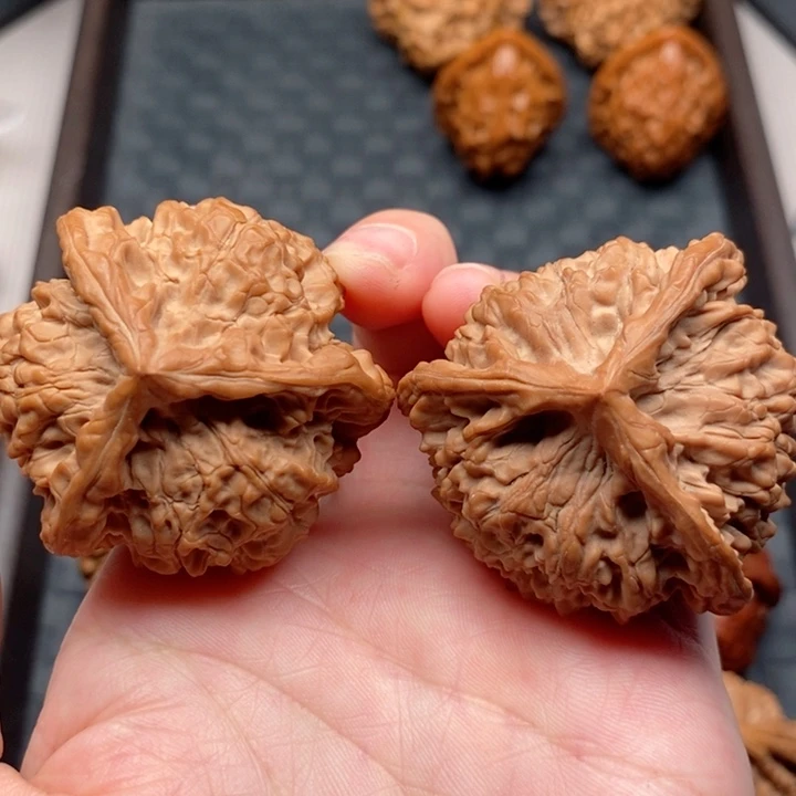 文玩核桃把件官帽奔