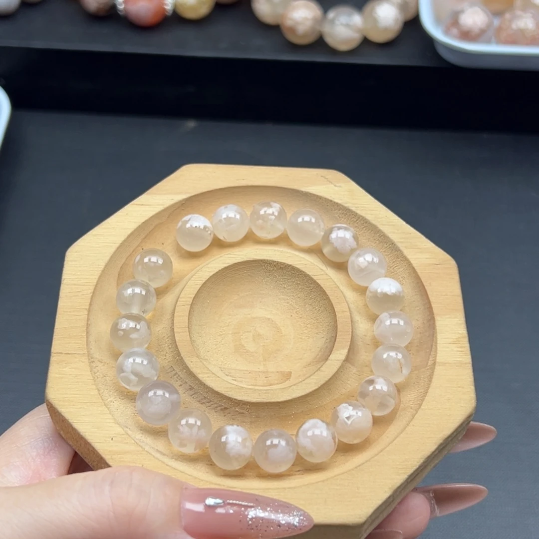 w***.玛瑙/玉髓未镶嵌手链高冰9mm 全码