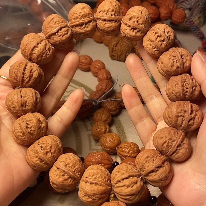 文玩核桃手串磨盘