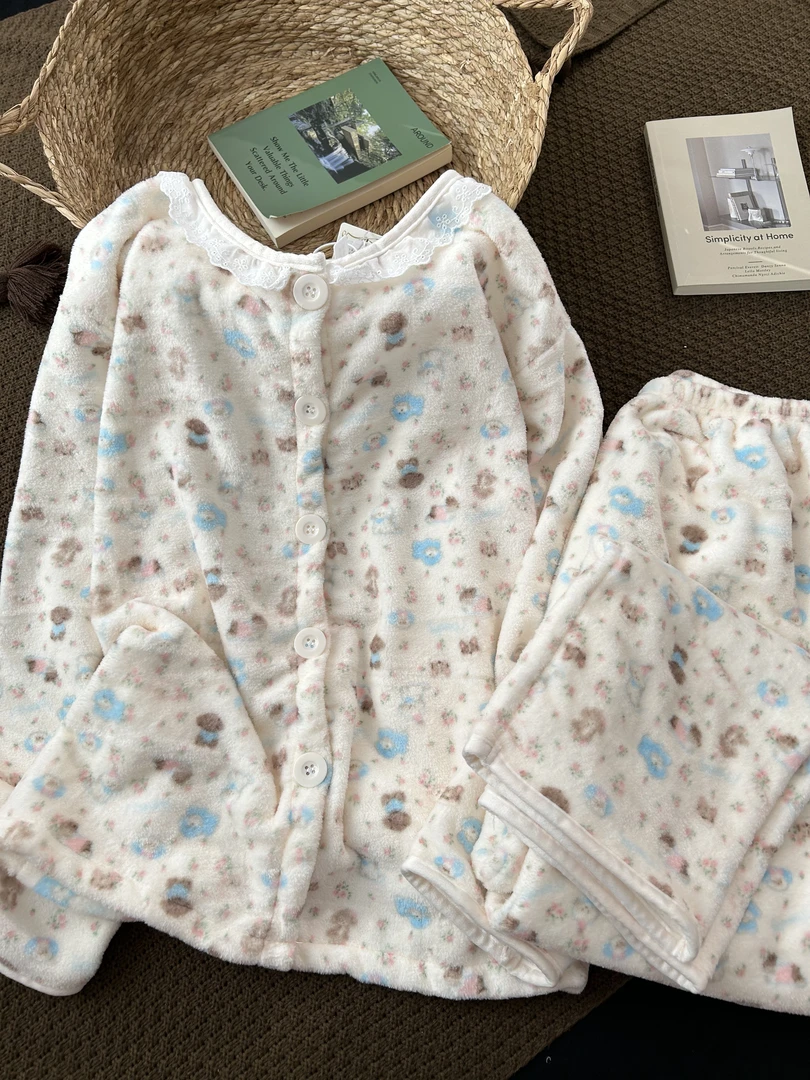 法兰绒睡衣女秋冬季2025新款卡通云朵小狗长袖加绒加厚外穿家居服