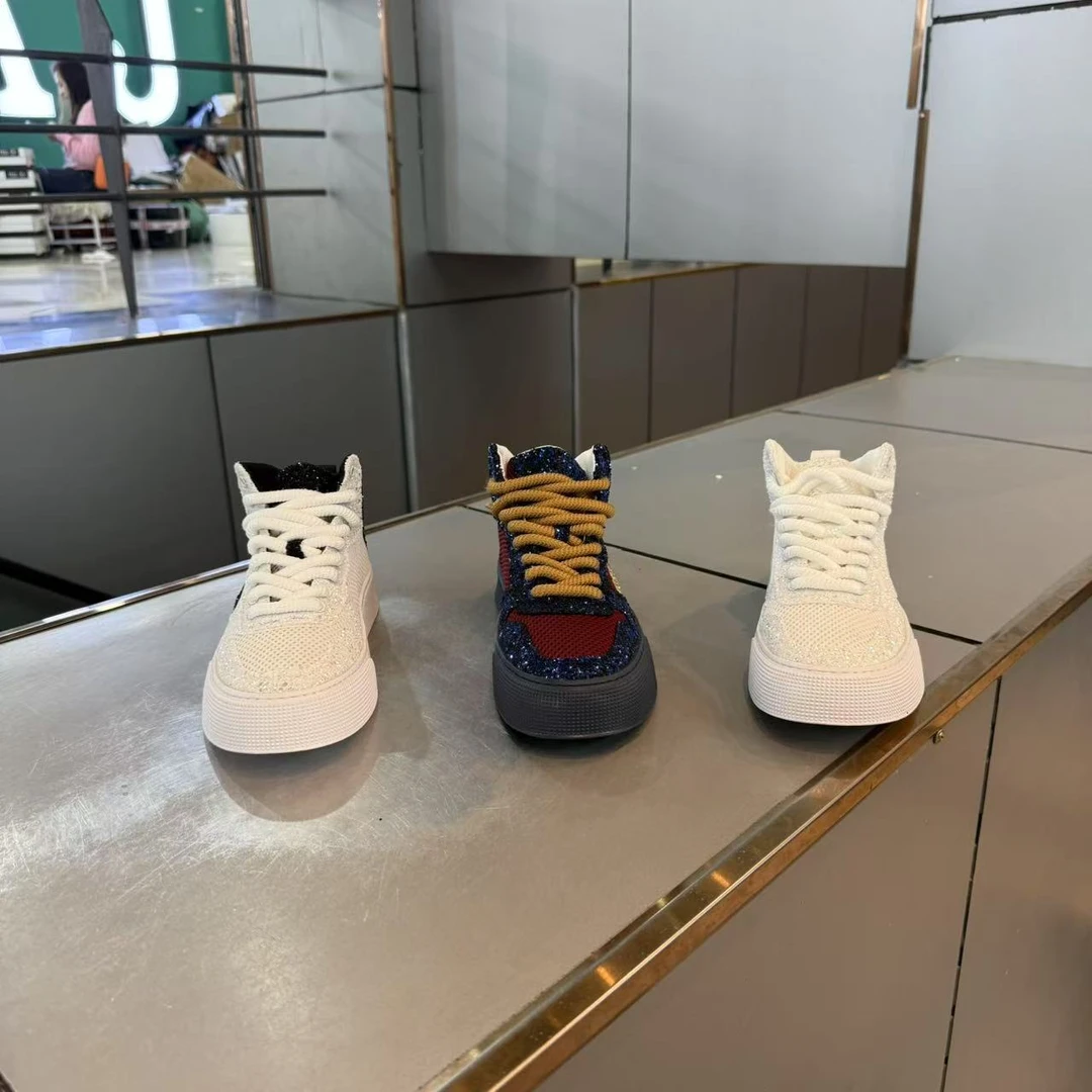 2025年春季时尚新款贴片网面男士高帮板鞋（皮鞋码）