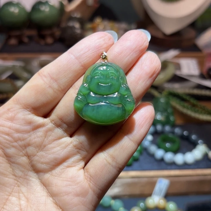 和田玉18K金镶嵌颈饰