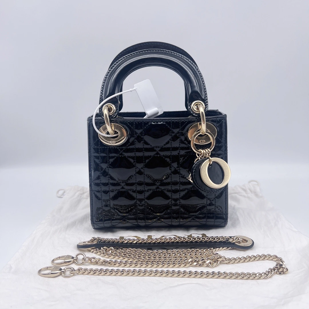 99新 DIOR/迪奥 99新Dior迪奥 黑金漆皮三格戴妃20年编码五金带膜
