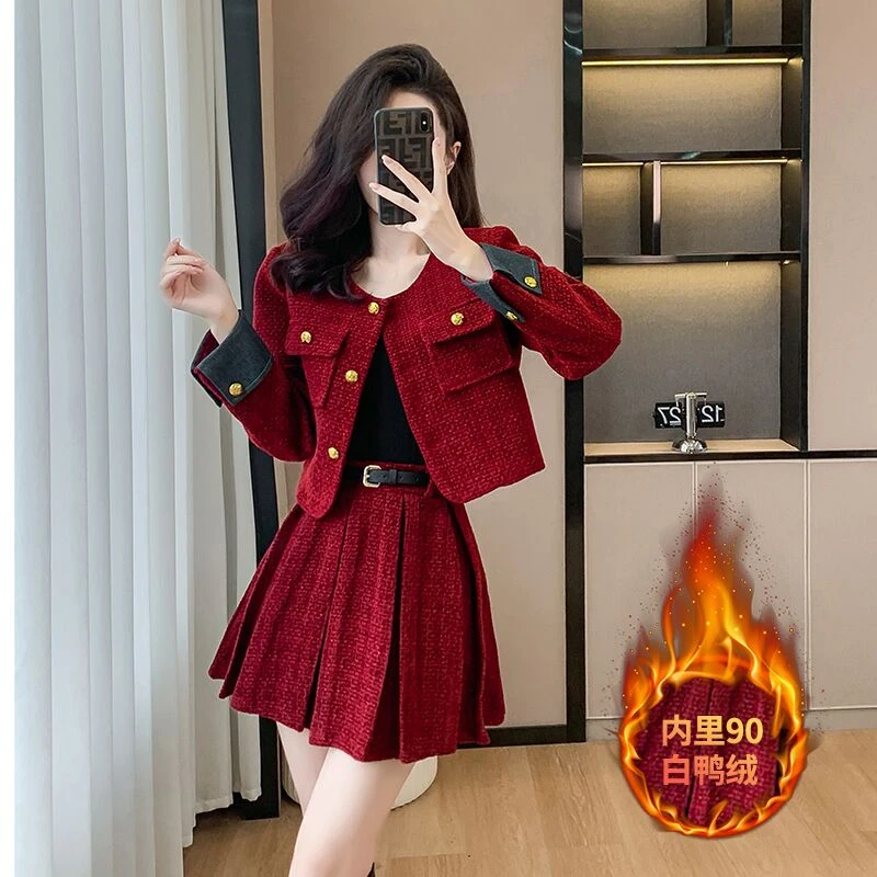 红色小香风套装女秋冬气质名媛高级感加棉加厚短外套半身裙两件套