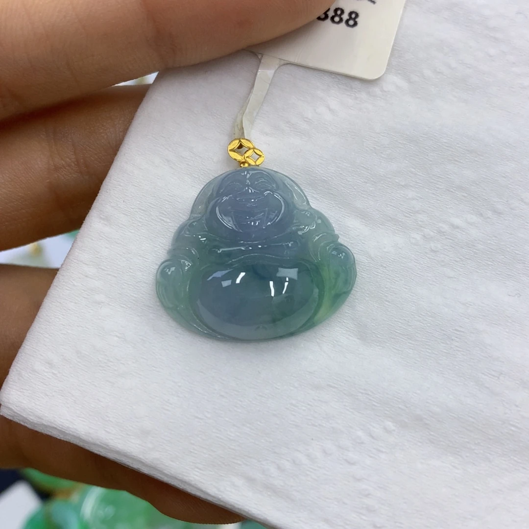 翡翠18K金镶嵌颈饰翡翠