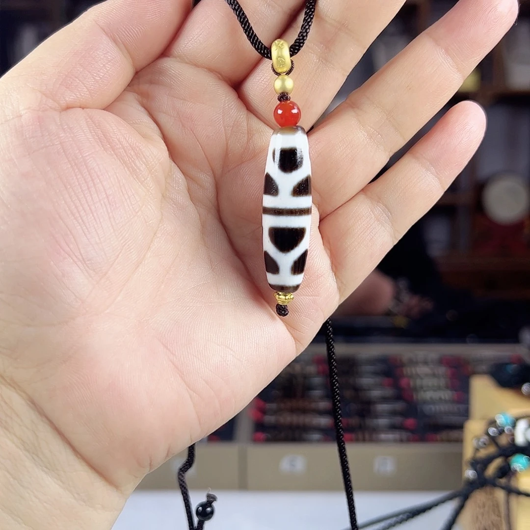 玛瑙/玉髓颈饰合金～行运