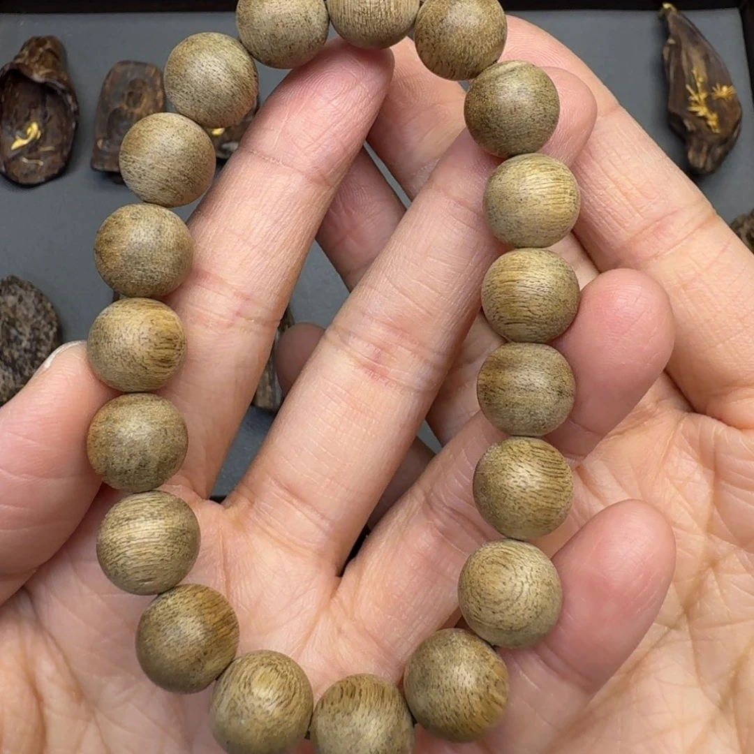 沉香碎屑沉香柬埔寨沉香