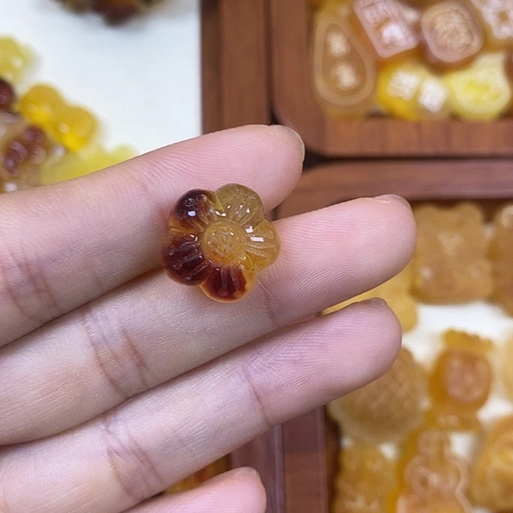橄榄核吊坠小花80