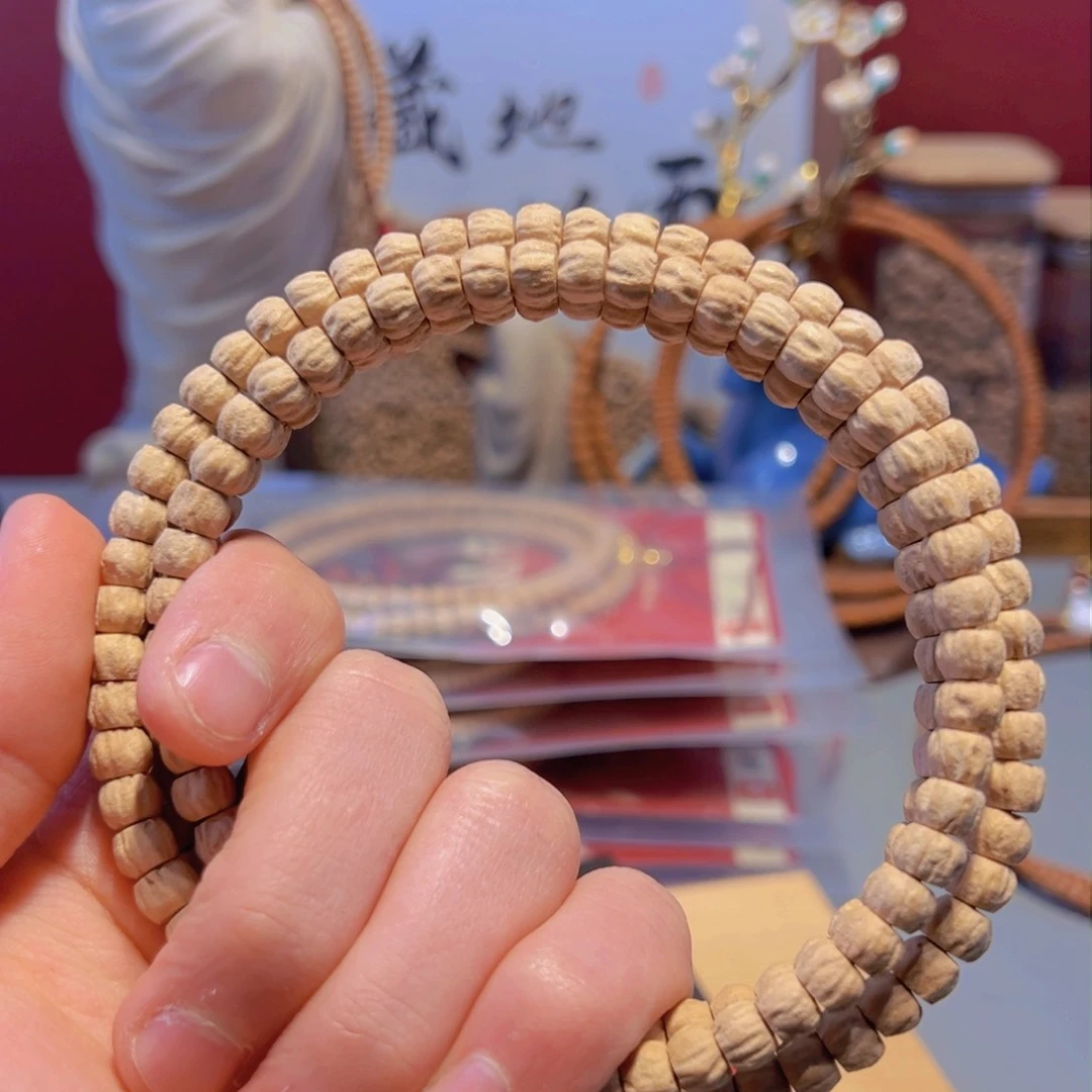 柏香籽/百香籽吊坠不****人