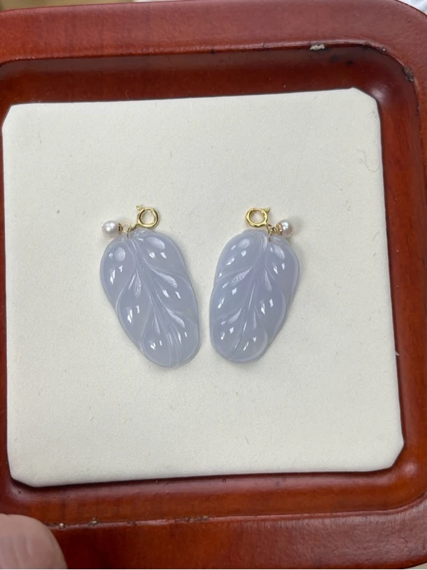 天然缅甸a货翡翠18k金万能扣叶子（多样性发其一）