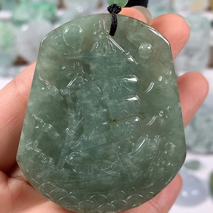 翡翠未镶嵌颈饰一帆风顺洒黄翡福利