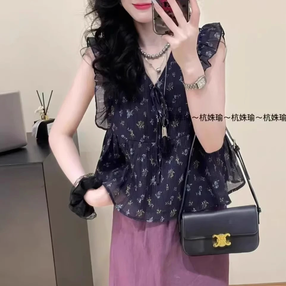 拉夏贝尔法式飞飞袖碎花V领衬衫女2025夏季新款气质微透无袖背心