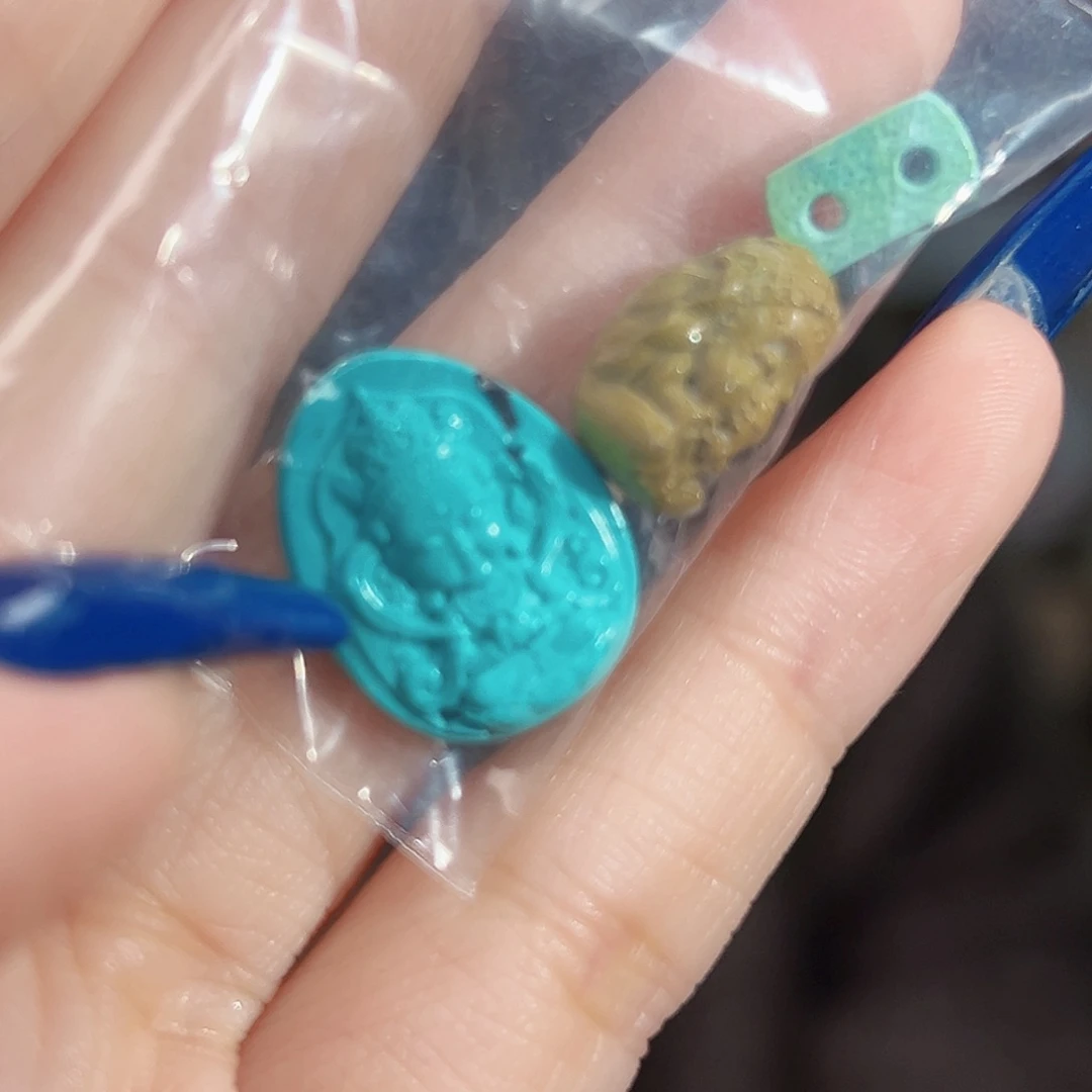 绿松石未镶嵌珠宝奇石