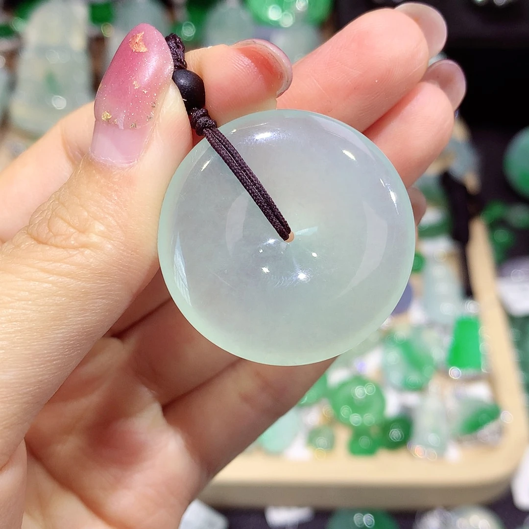 翡翠未镶嵌颈饰扣子