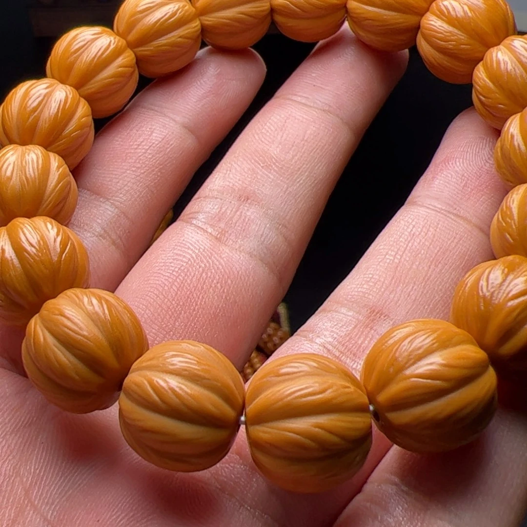 吊坠猴头核桃舞台