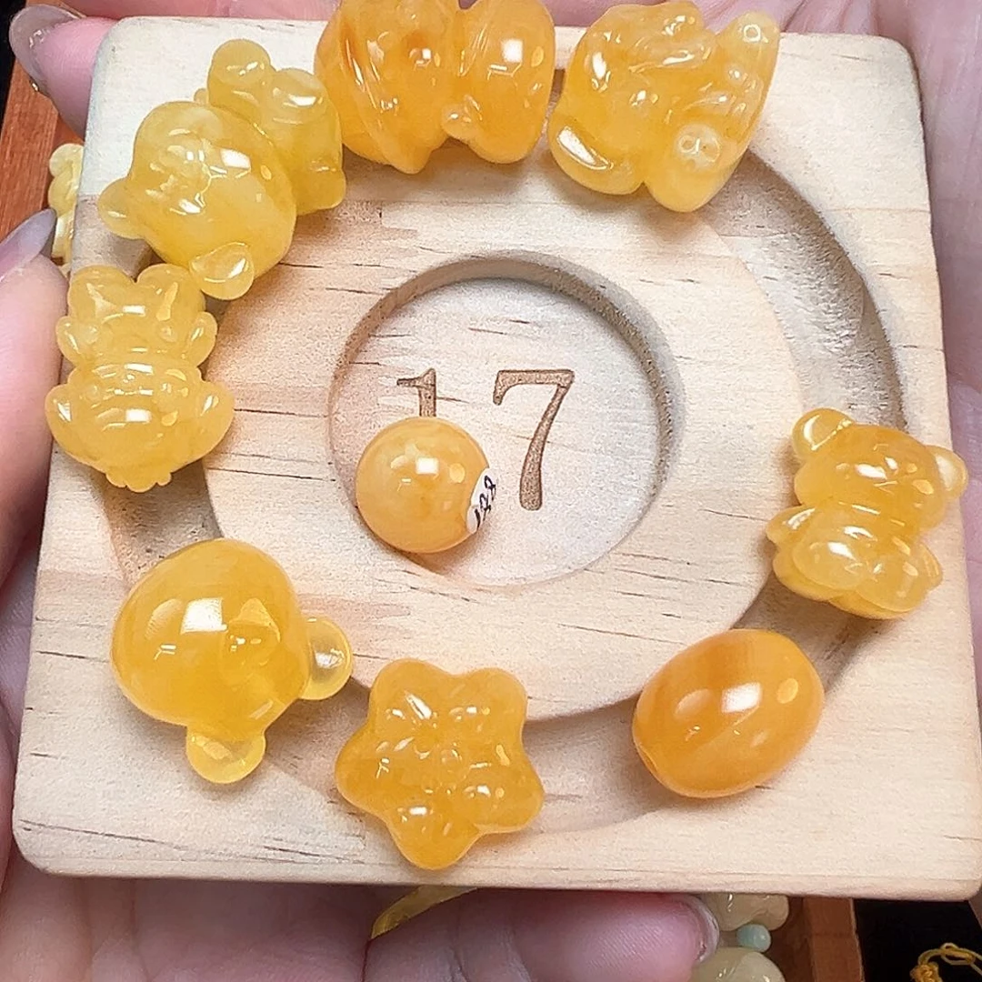 琥珀珠宝奇石未镶嵌飞***牛