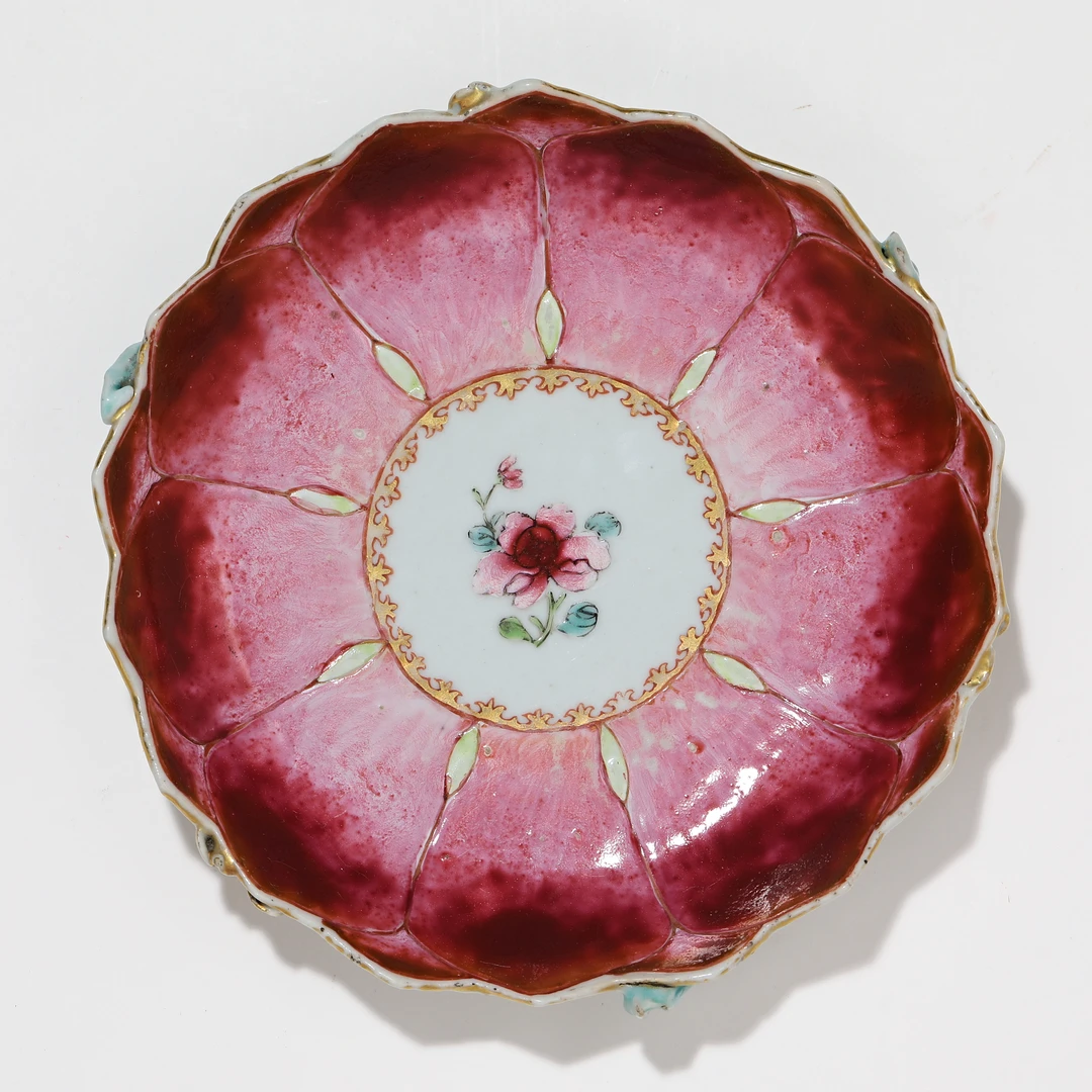 【预展专用】3187清乾隆·粉彩荷型花盘【古董拍卖】