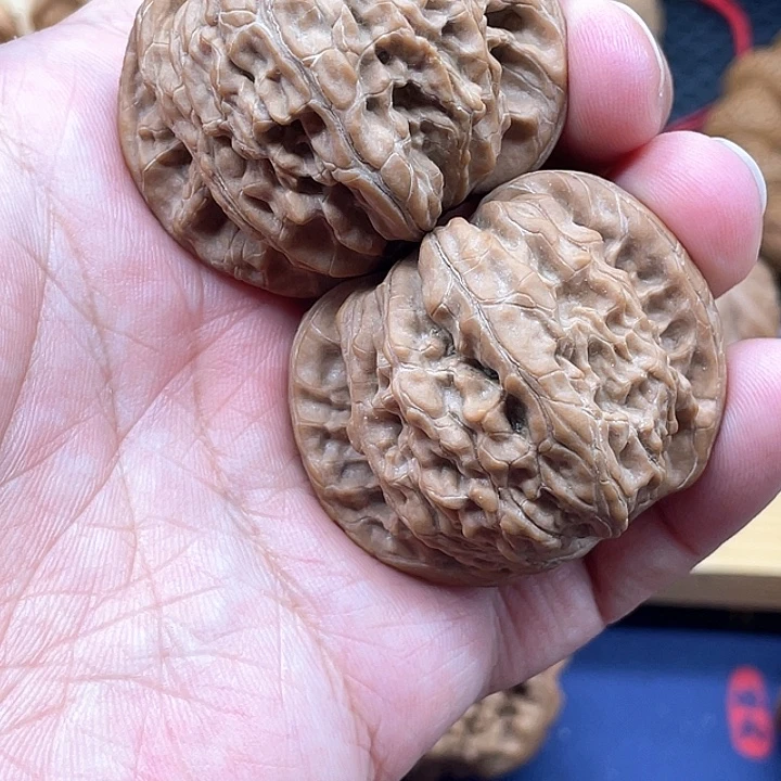 H***H吊坠文玩核桃磨盘
