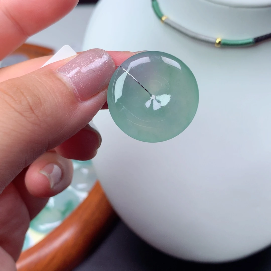 翡翠未镶嵌颈饰19