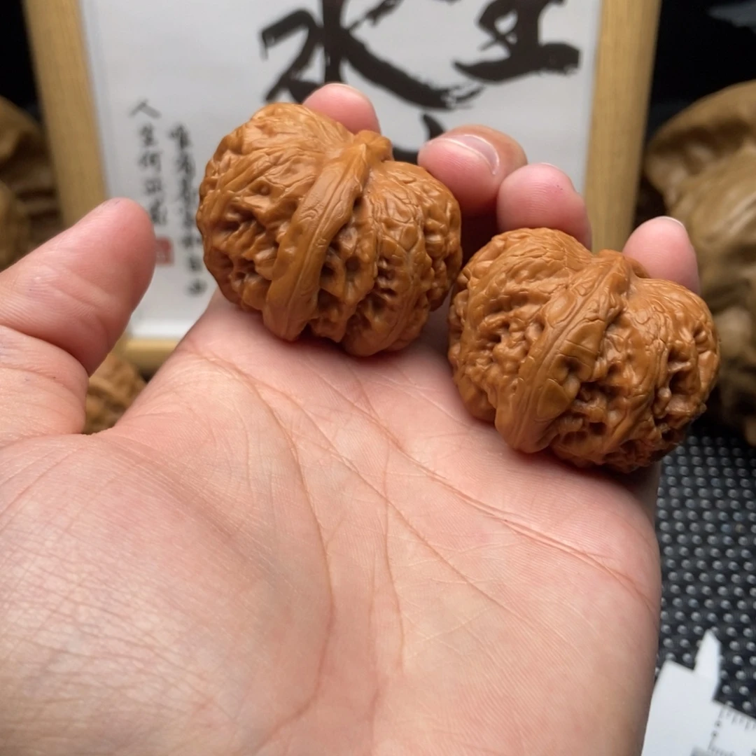 文玩核桃吊坠43微修元宝