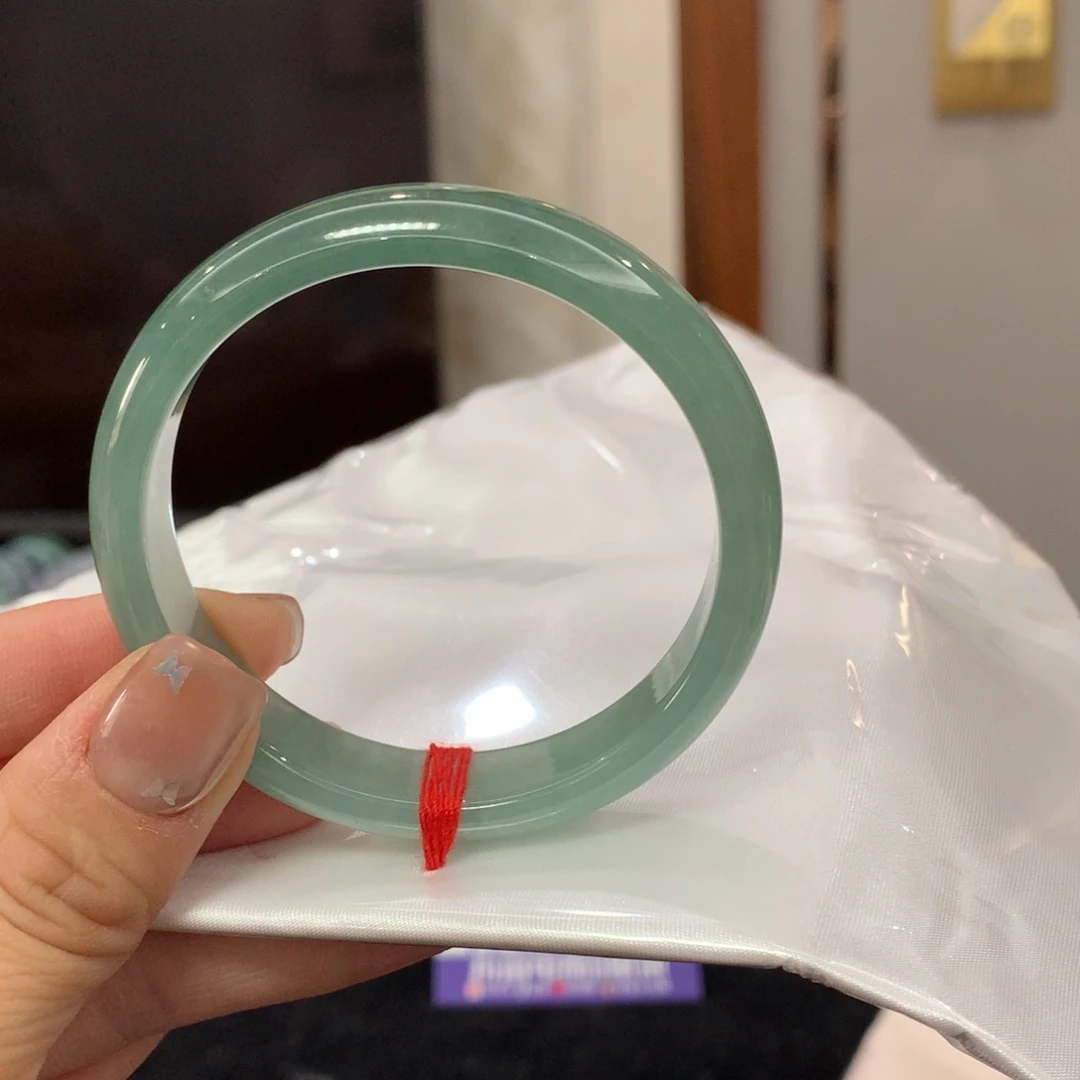 未镶嵌手镯翡翠“****”完美者慎拍 圈口54