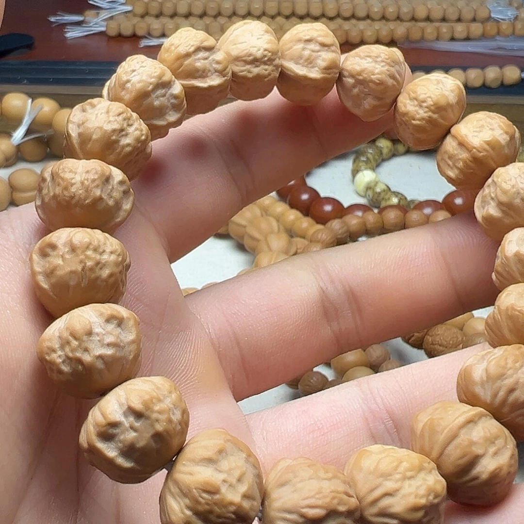 猴头核桃吊坠全品三角蛙