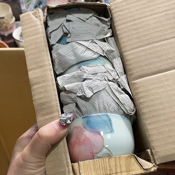 瓷片合货都不给盒子，盘子是同事