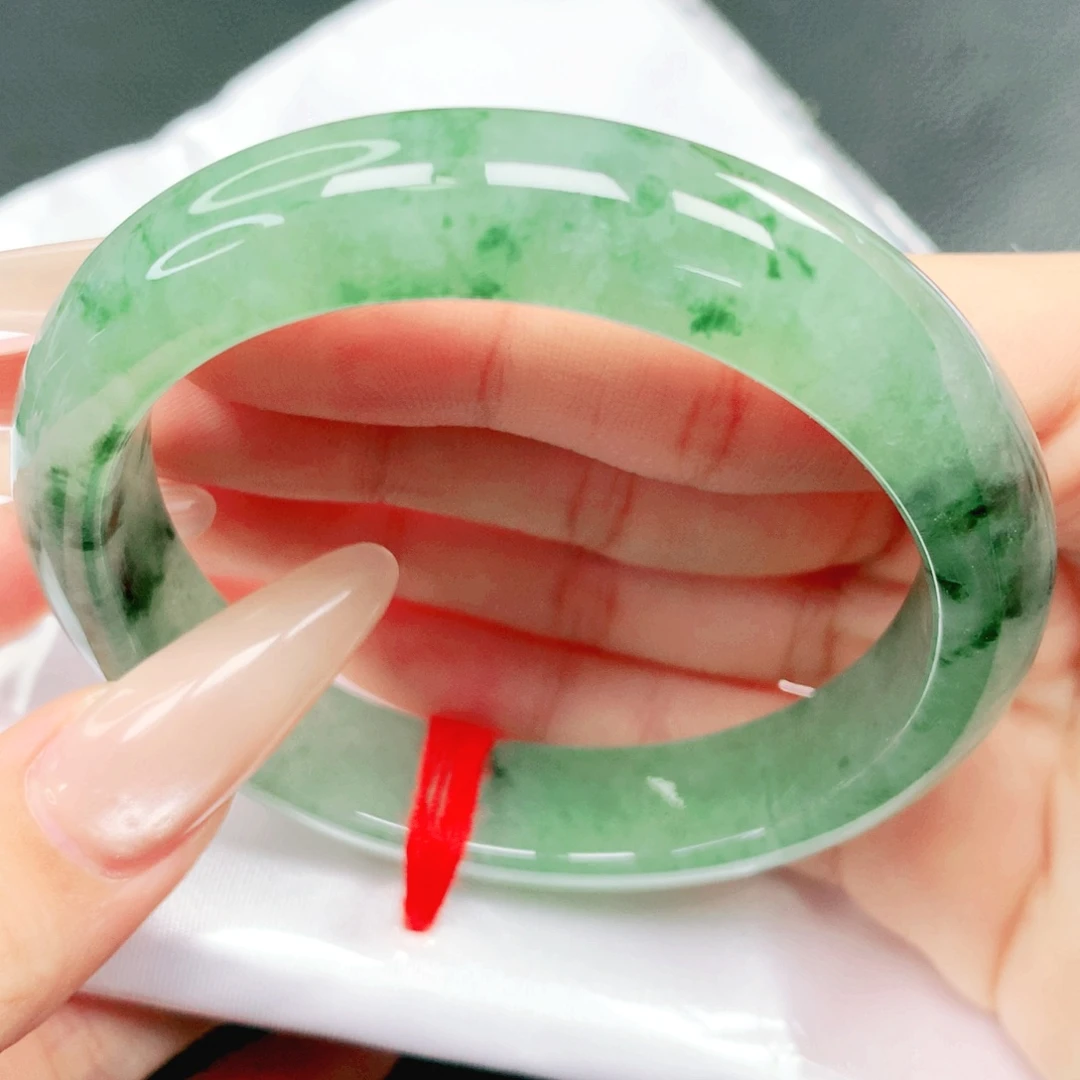 翡翠未镶嵌手镯56