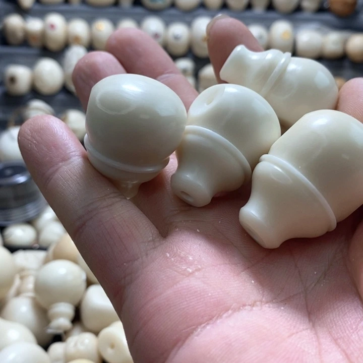 茶***月菩提根/象牙果吊坠