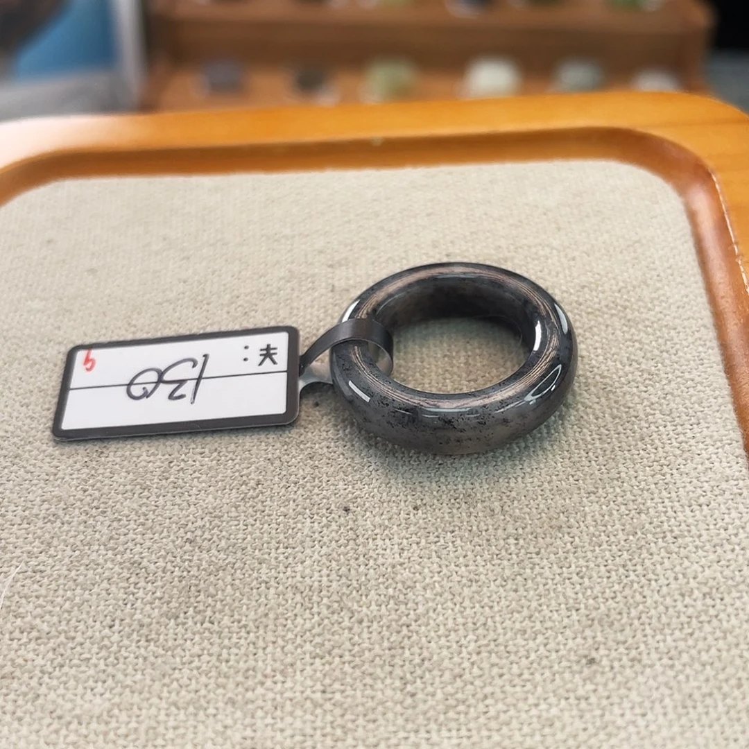 和田玉未镶嵌戒指Y72点墨青花泥鳅背16.7不退换