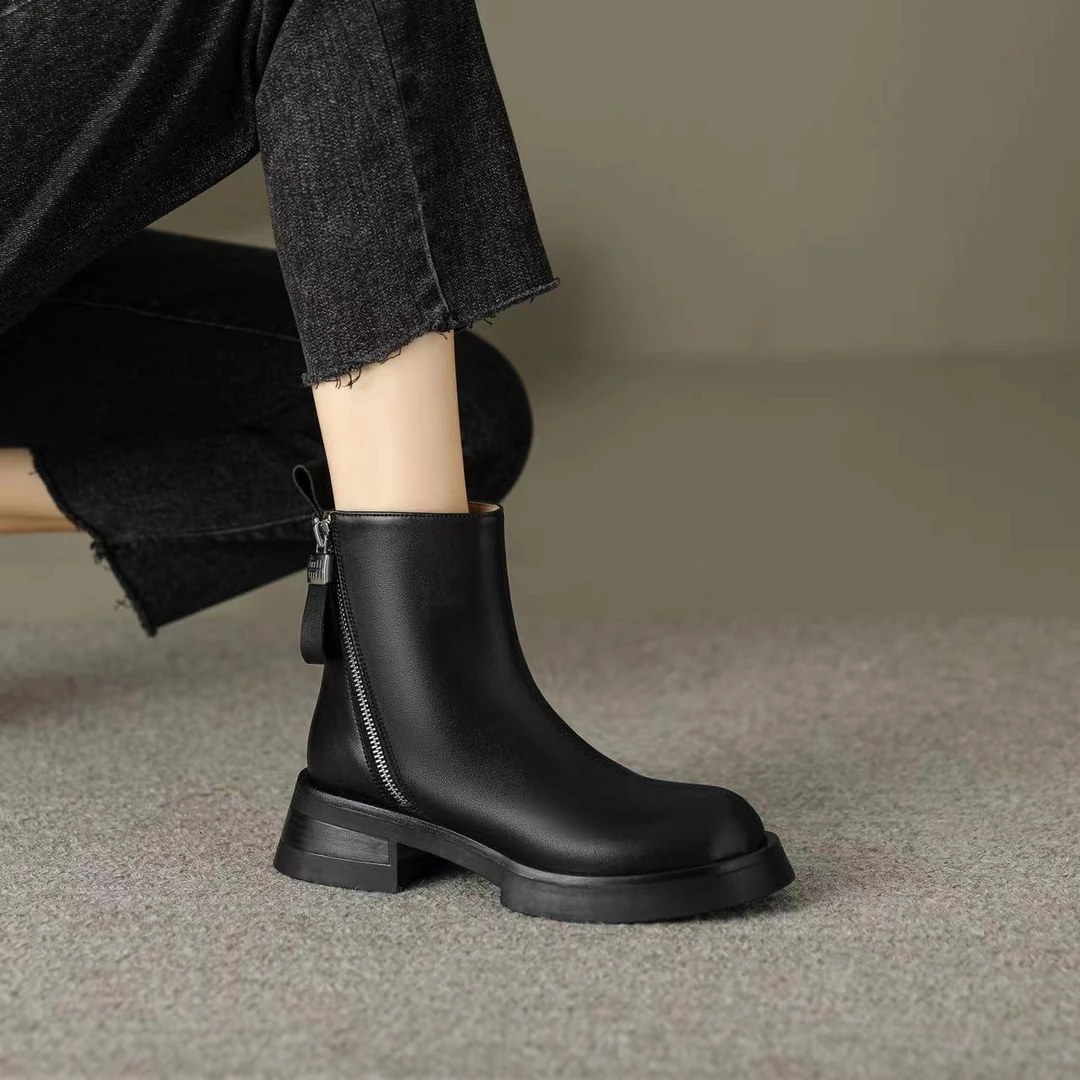 【真皮马丁靴】4cm圆头黑色瘦瘦靴时尚百搭真皮复古粗跟厚底8292