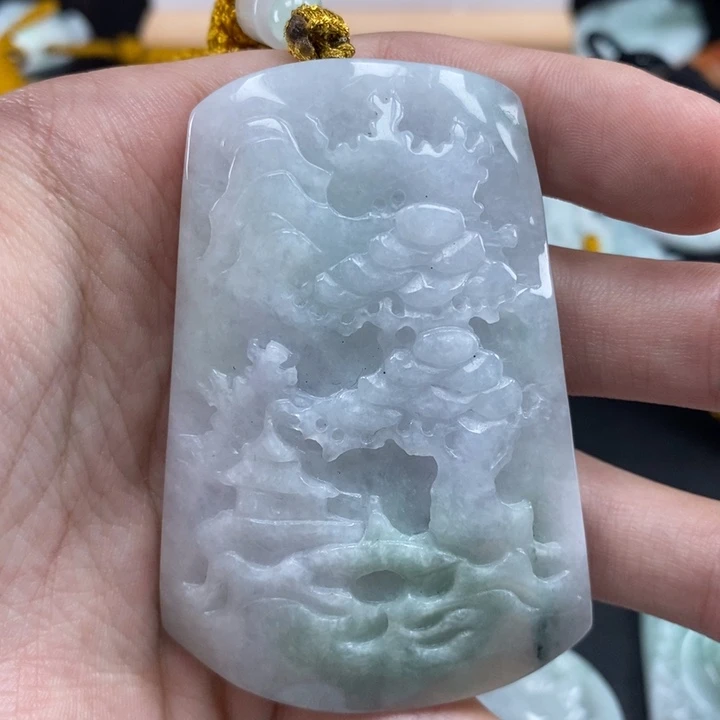 翡翠未镶嵌颈饰天然保真a货翡翠