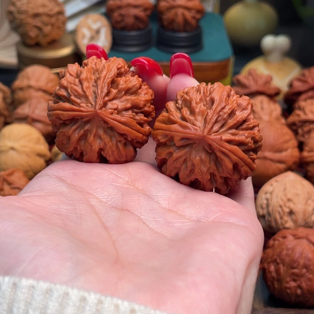 把件文玩核桃@**3水波龙三棱