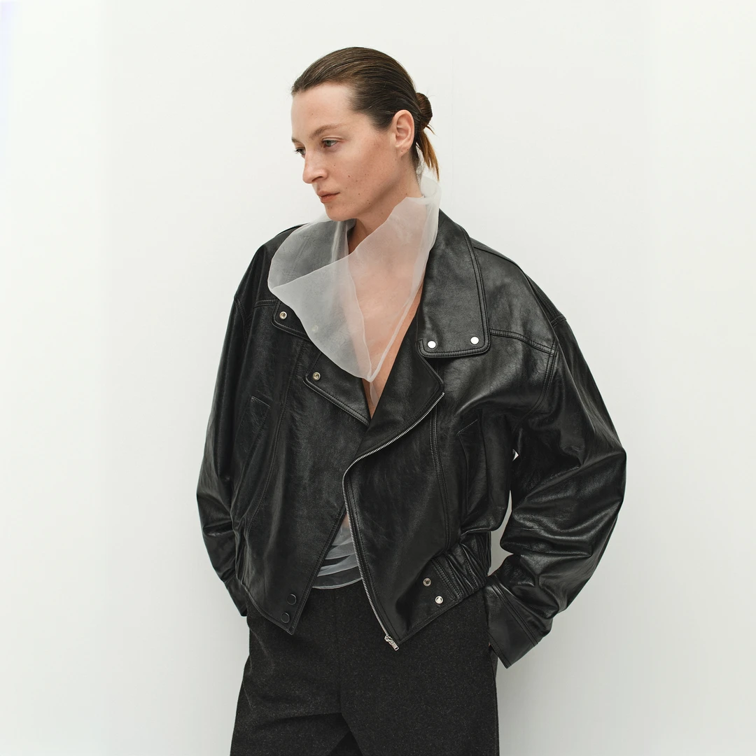 Marisfrolg玛丝菲尔时尚气质光泽感轻透上衣透透纱A1FZ10951