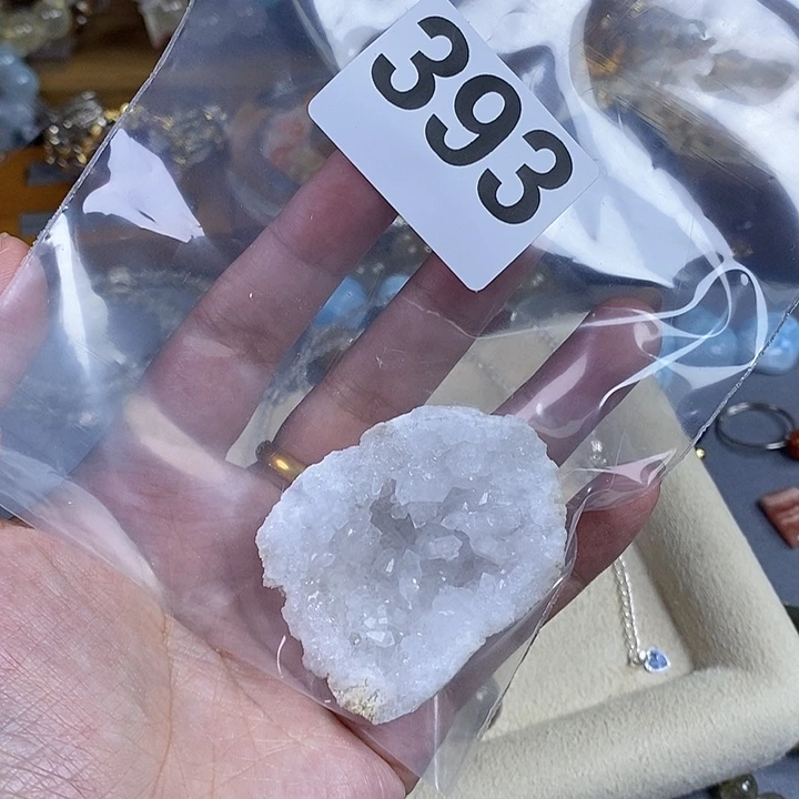 未镶嵌手链水晶c****c