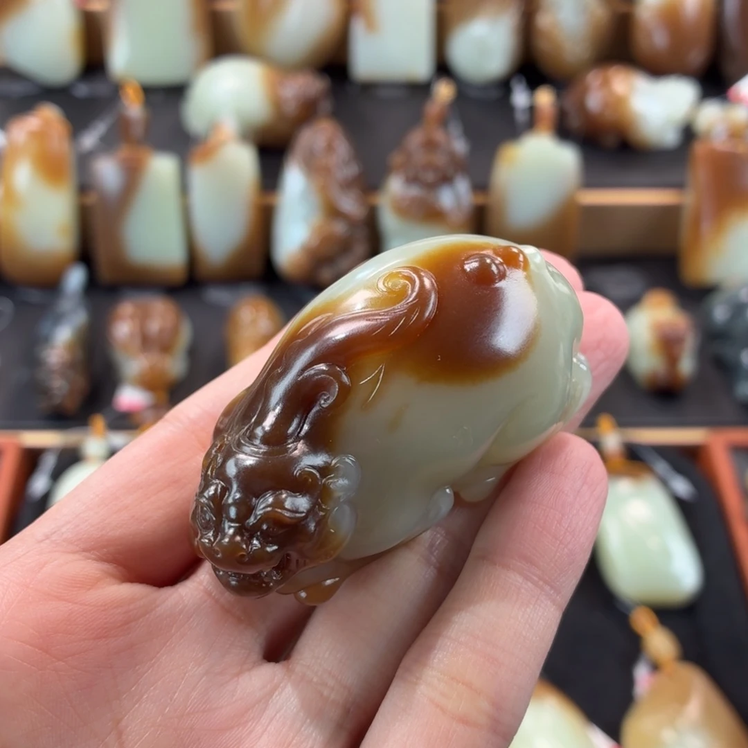 开***心颈饰未镶嵌和田玉