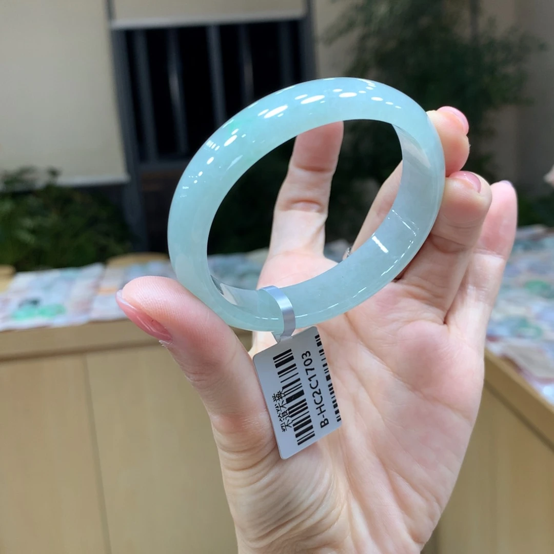 未镶嵌手镯翡翠不退不换
