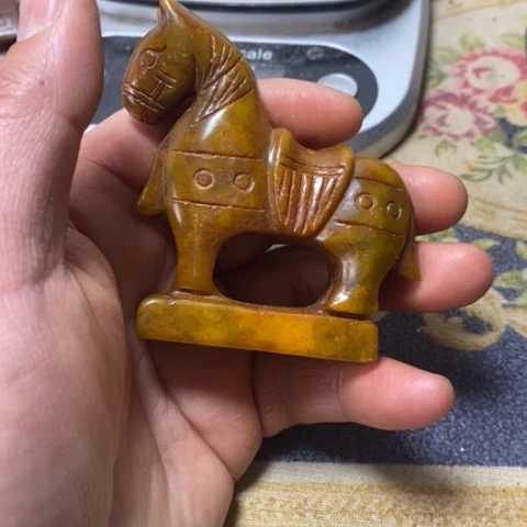 q w er t yui o p