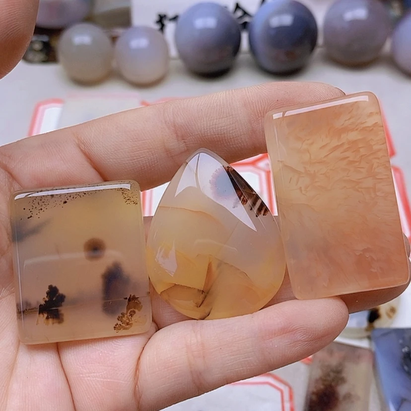 【闪购商品】玛瑙/玉髓未镶嵌珠宝半成品云*灵