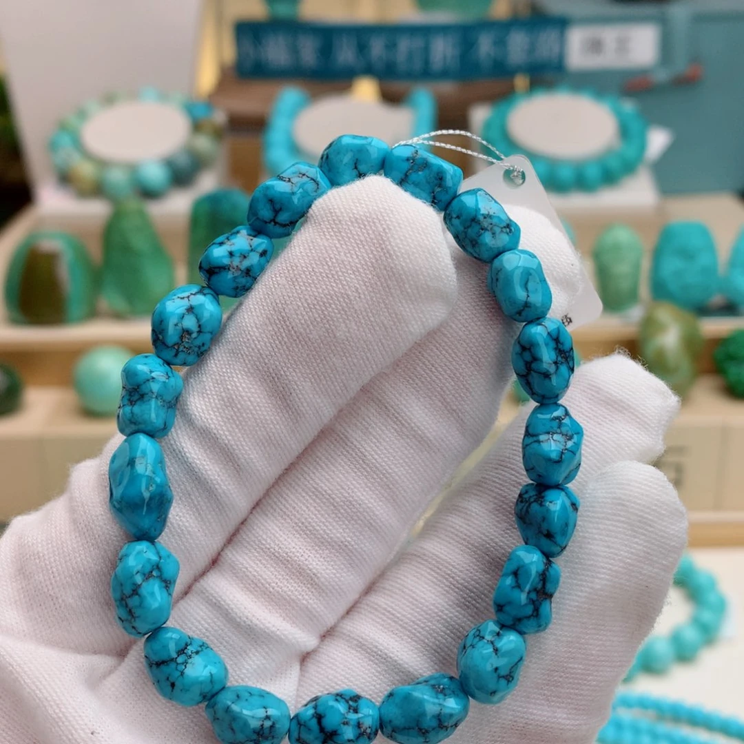 绿松石未镶嵌挂件