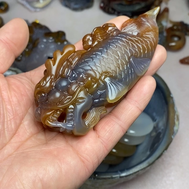 未镶嵌玛瑙/玉髓珠宝奇石?**?