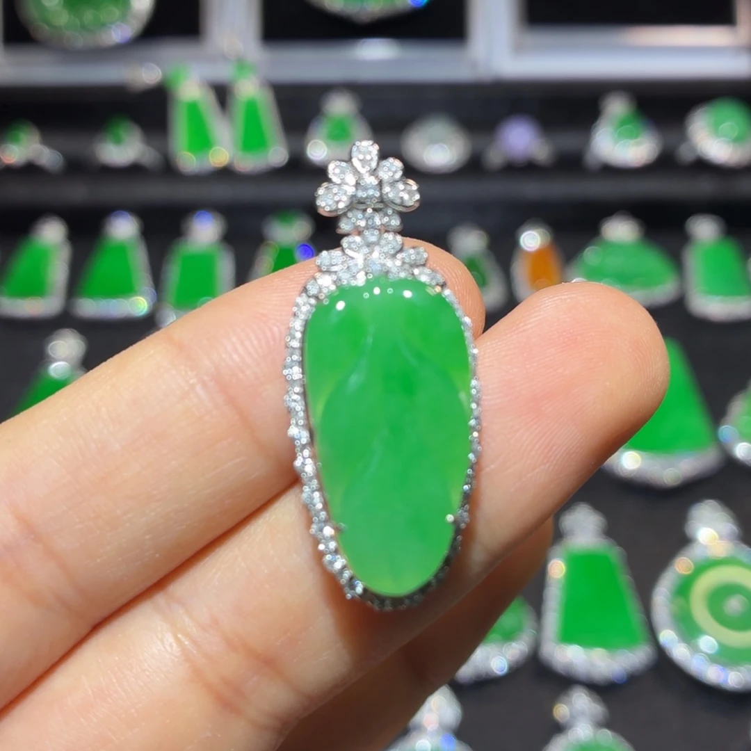 翡翠18K金镶嵌吊坠(不含链)翡翠