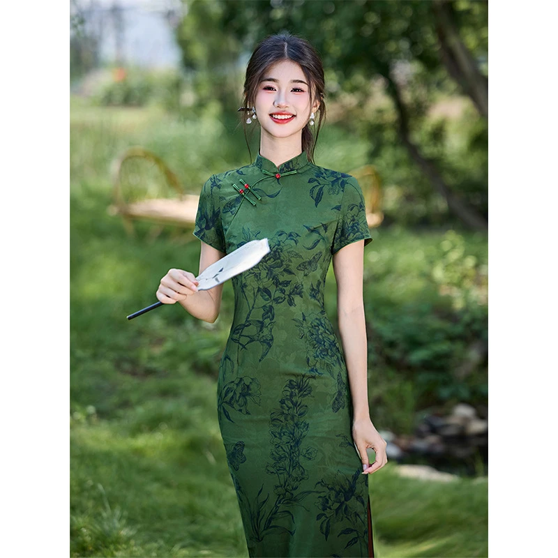 QY绿色旗袍2025年新款年轻款气质中国风改良新中式连衣裙女夏季