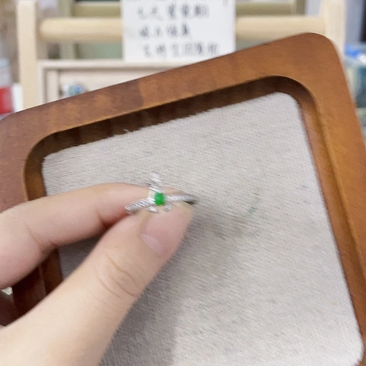 翡翠未镶嵌颈饰天然翡翠Ａ货