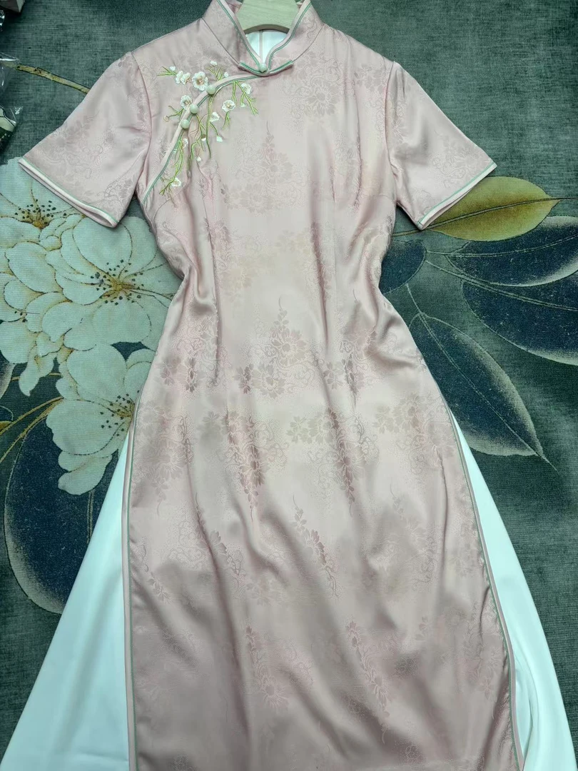 0332 粉色  刺绣   珠珠空 暗纹  奥黛  旗袍（颜色已直播间为准)