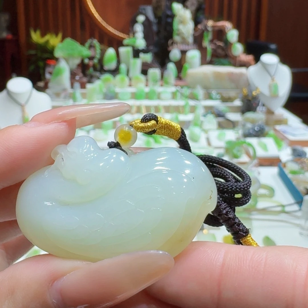 和田玉且末鹅如意未镶嵌