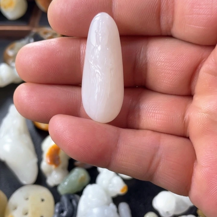 和田玉颈饰未镶嵌s***g