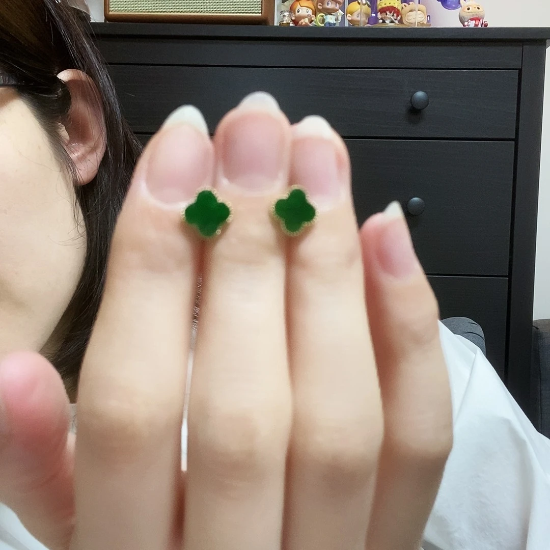 翡翠耳饰18K金镶嵌简单