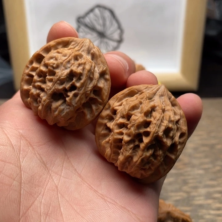 核桃火麒麟文玩核桃