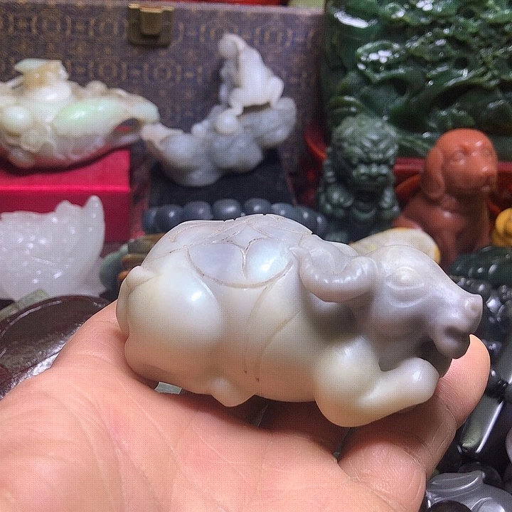 未镶嵌和田玉（糖玉）挂件